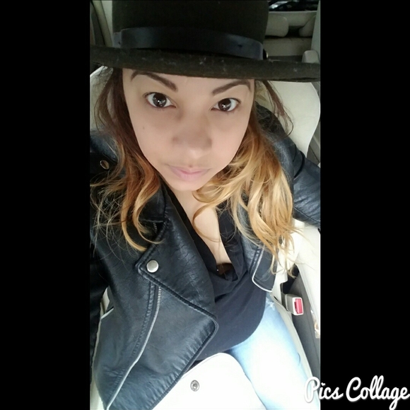 nakeia_santos
